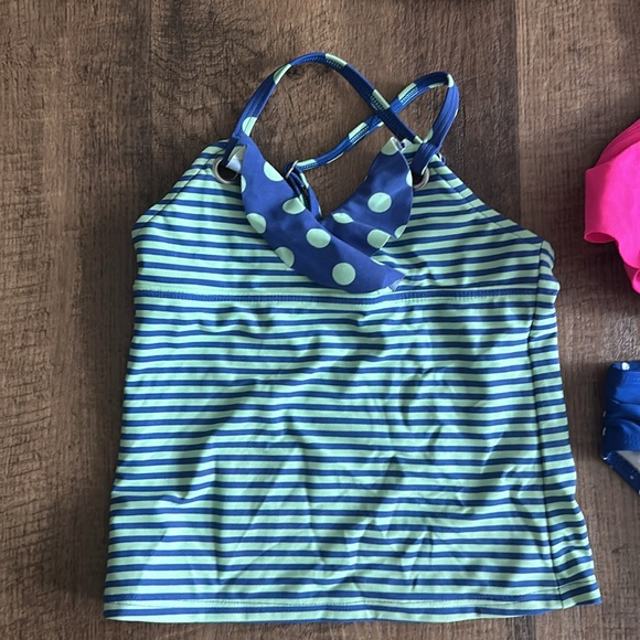 Youth Girl’s size XS/Small swimsuits/swimwear Lot Disney store, Souris Mini, etc - Picture 2 of 11